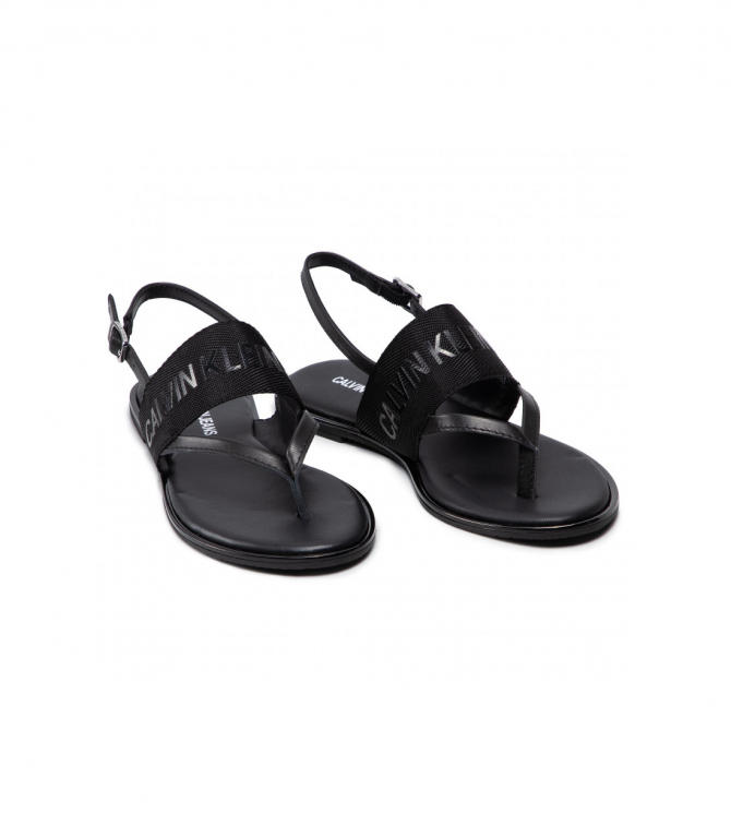 Calvin Klein dámské černé sandále FLAT SANDAL TOE PL č.1